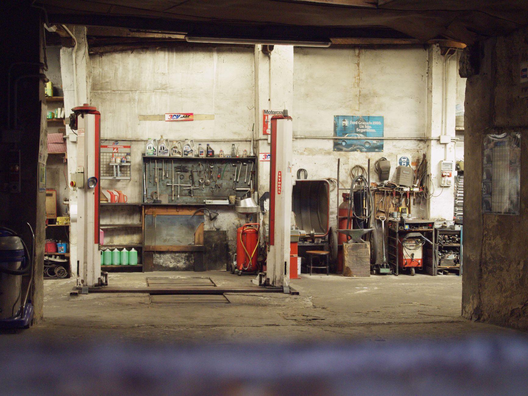 AI voor autobedrijven: concrete toepassingen in de garage — praktische AI-gids voor Nederlandse MKB-bedrijven