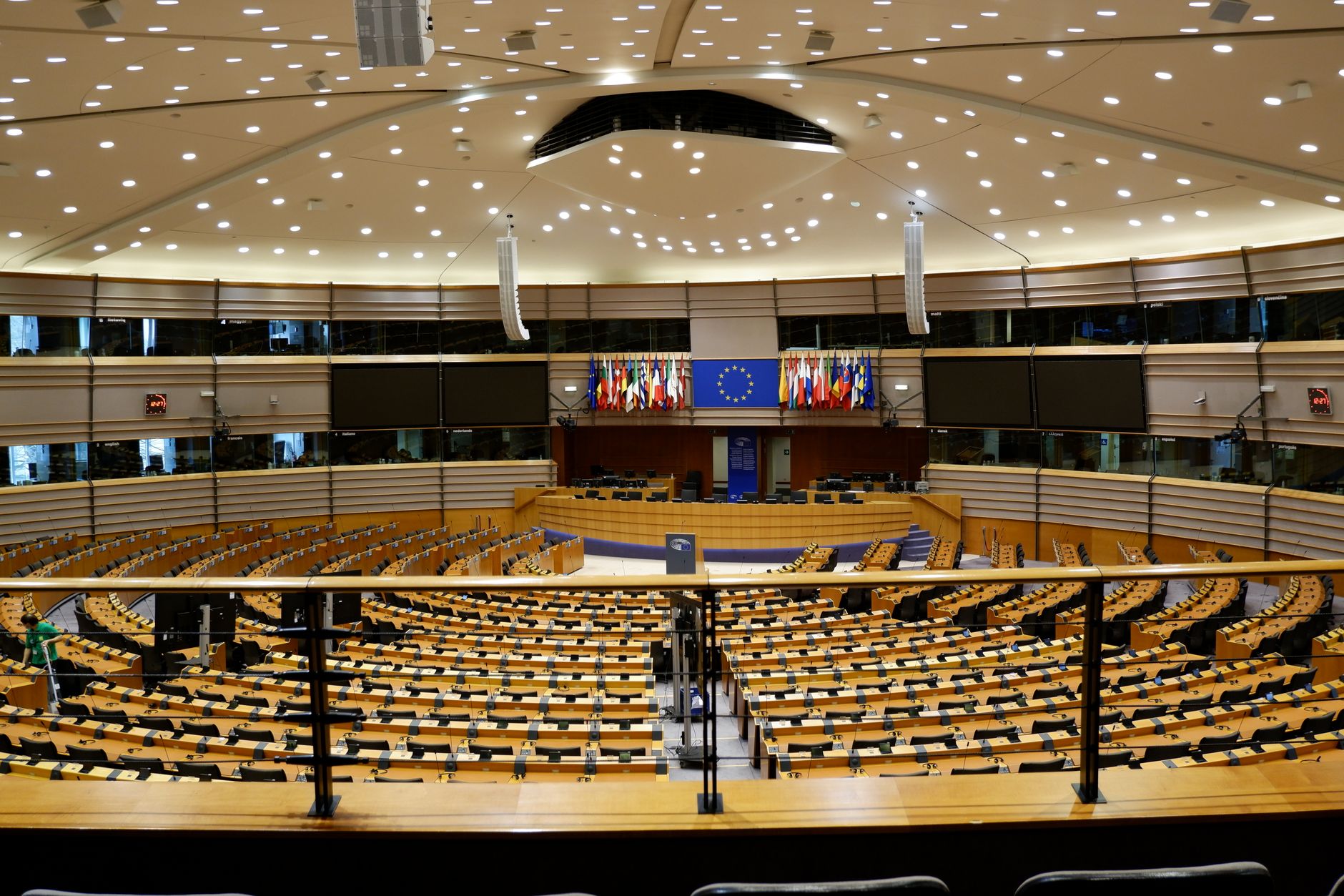EU AI Act August 2026 — what SMBs need to arrange now — practical AI guide for SMEs
